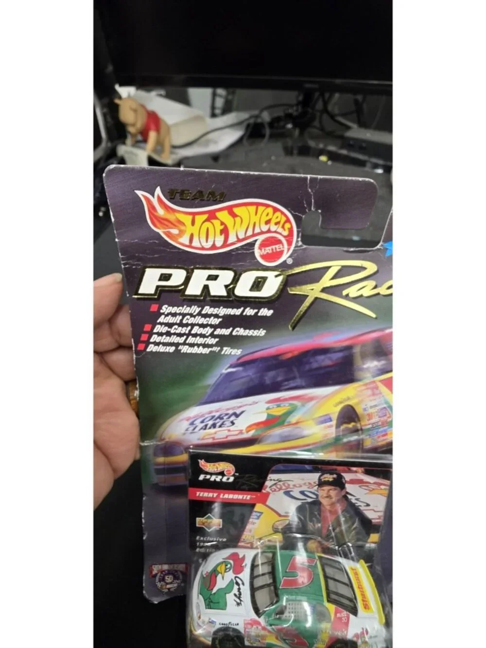 Hot Wheels Pro Racing NASCAR 50th Ann #5 Terry Labonte diecast car 1/64